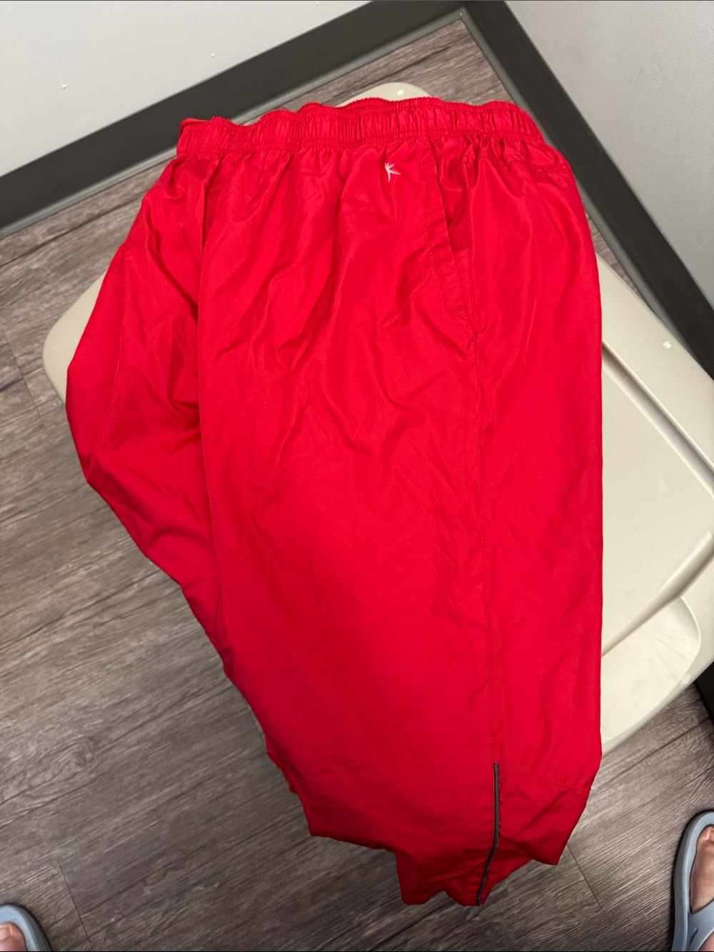 Danskin Now Red Lightweight Netting Lined Windbreaker Capri Warm-Up pants